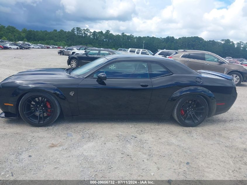 2017 Dodge Challenger Sxt VIN: 2C3CDZAG4HH572556 Lot: 39856732