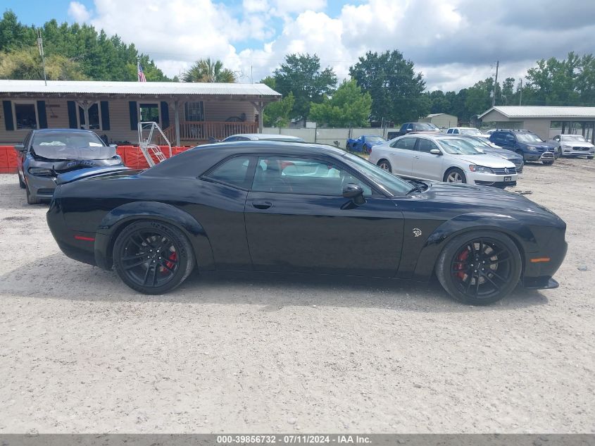 2017 Dodge Challenger Sxt VIN: 2C3CDZAG4HH572556 Lot: 39856732