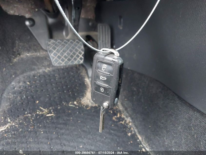 2015 Volkswagen Passat 2.0L Tdi Se VIN: 1VWBV7A3XFC038738 Lot: 39856761