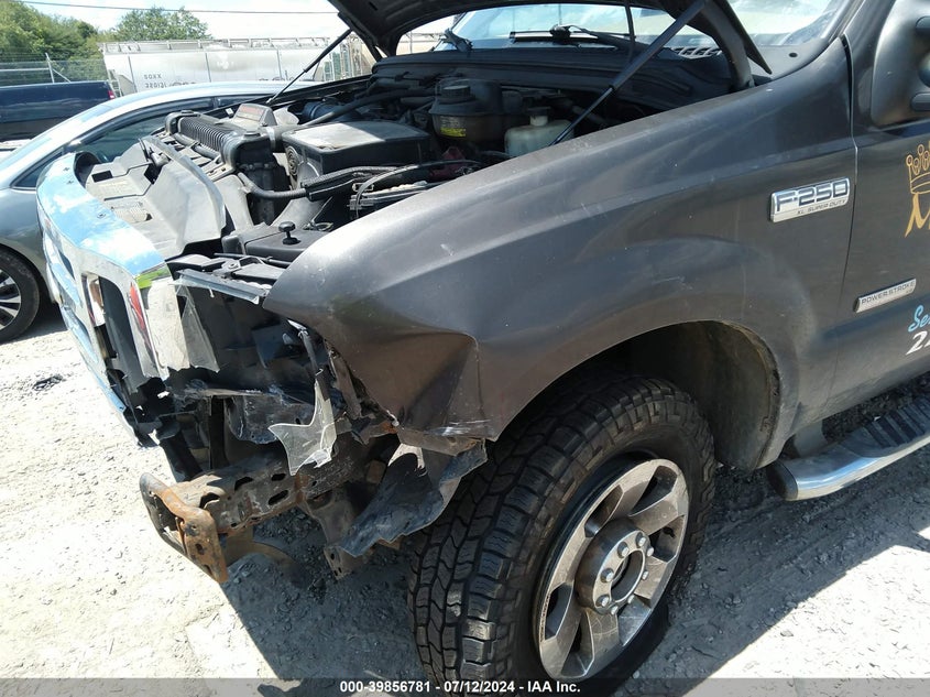 2005 Ford F-250 Lariat/Xl/Xlt VIN: 1FTSX21P35EB70570 Lot: 39856781