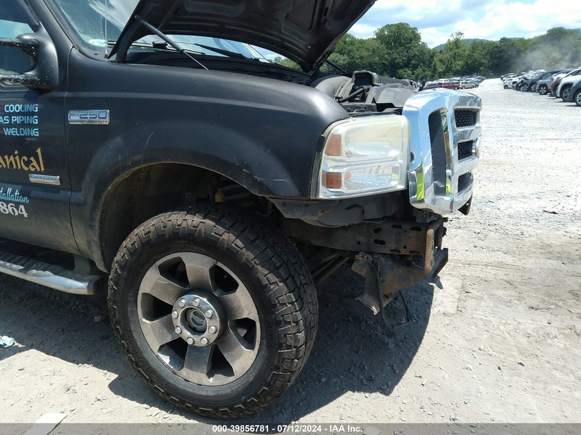 2005 Ford F-250 Lariat/Xl/Xlt VIN: 1FTSX21P35EB70570 Lot: 39856781