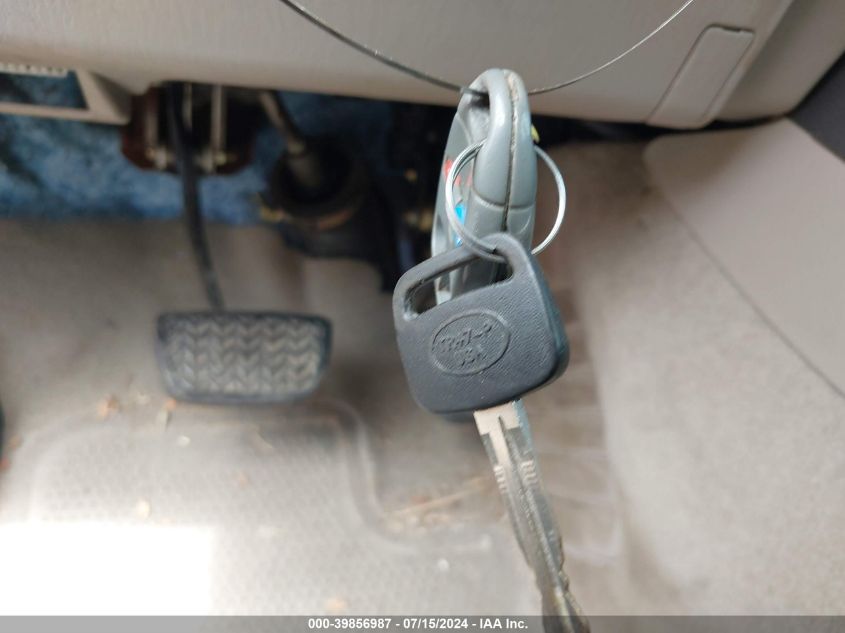 2003 Toyota Camry Le VIN: 4T1BE32K33U259889 Lot: 39856987