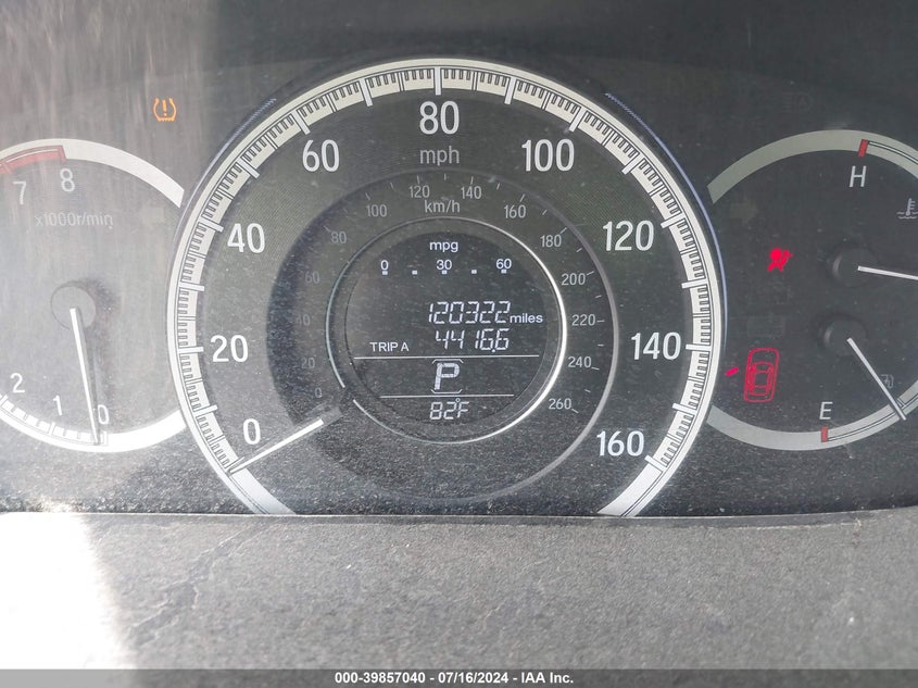 2017 HONDA ACCORD VIN: 1HGCR2F36HA221027