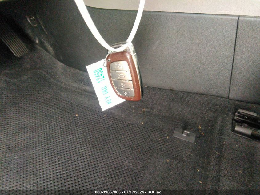 2019 Hyundai Elantra Value Edition VIN: 5NPD84LF2KH457528 Lot: 39857085