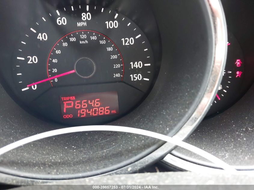 2012 Kia Sorento Lx VIN: 5XYKT3A18CG203936 Lot: 39857253