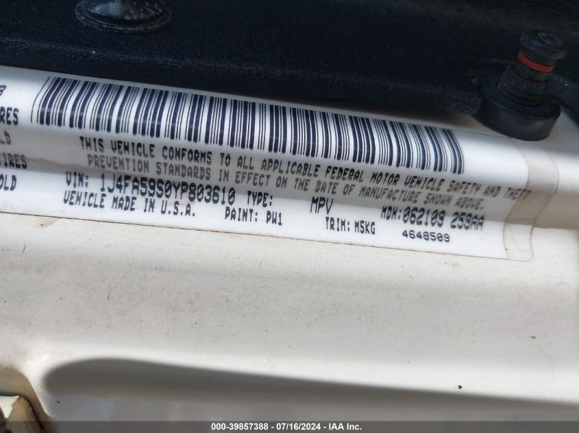 2000 Jeep Wrangler Sahara VIN: 1J4FA59S0YP803610 Lot: 39857388