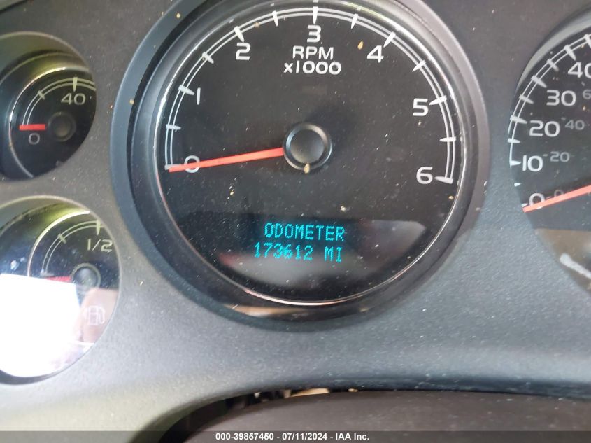 2009 Chevrolet Suburban 1500 Ltz VIN: 1GNFC360X9R137909 Lot: 39857450