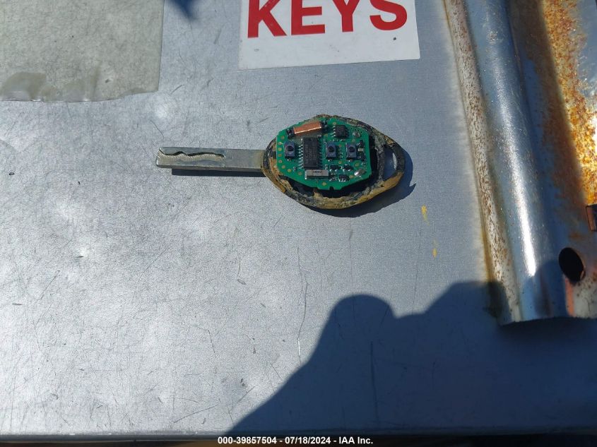 2005 Mini Cooper VIN: WMWRF33445TG12049 Lot: 39857504