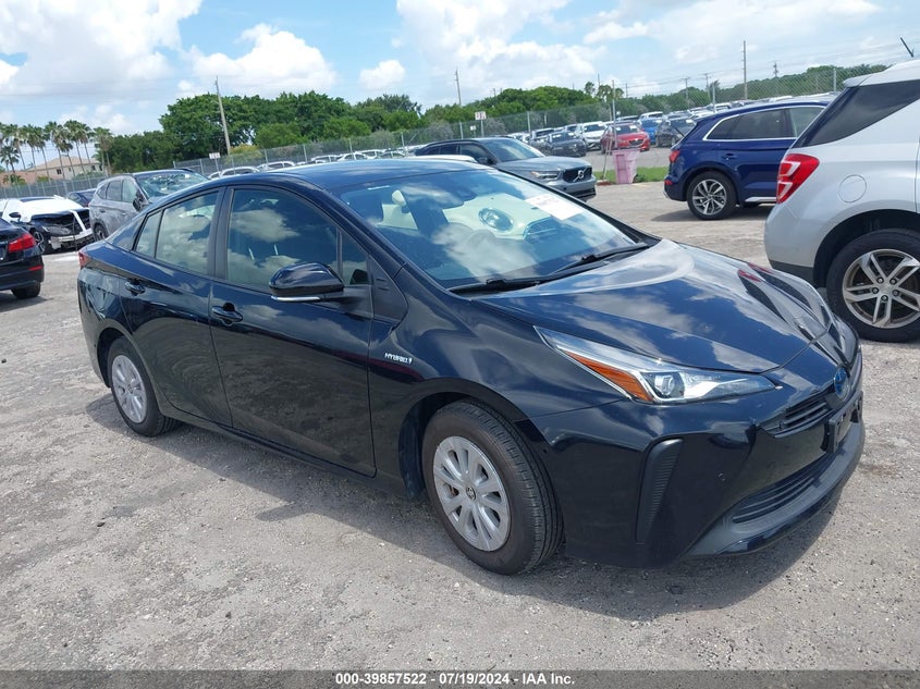 2021 TOYOTA PRIUS  (VIN: JTDKAMFU4M3147756)