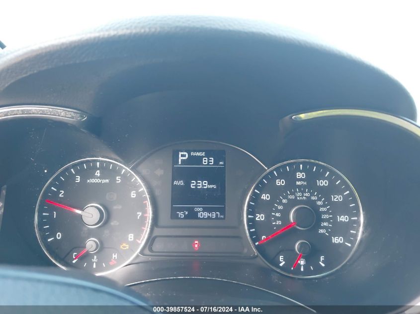 2017 Kia Forte Lx VIN: 3KPFK4A70HE057700 Lot: 39857524