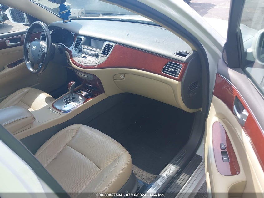 2012 Hyundai Genesis 3.8 VIN: KMHGC4DD8CU179018 Lot: 39857534