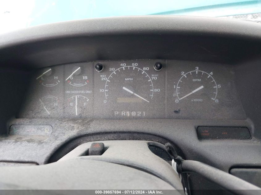 1996 Ford Bronco U100 VIN: 1FMEU15N1TLB38438 Lot: 39857694