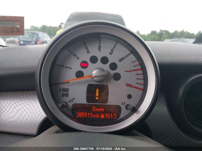 2009 Mini Cooper S Clubman VIN: WMWMM33529TP73933 Lot: 39857758