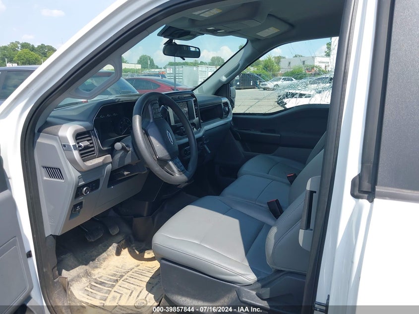 VIN 1FTFX1C82NKD17447 2022 FORD F-150 XL