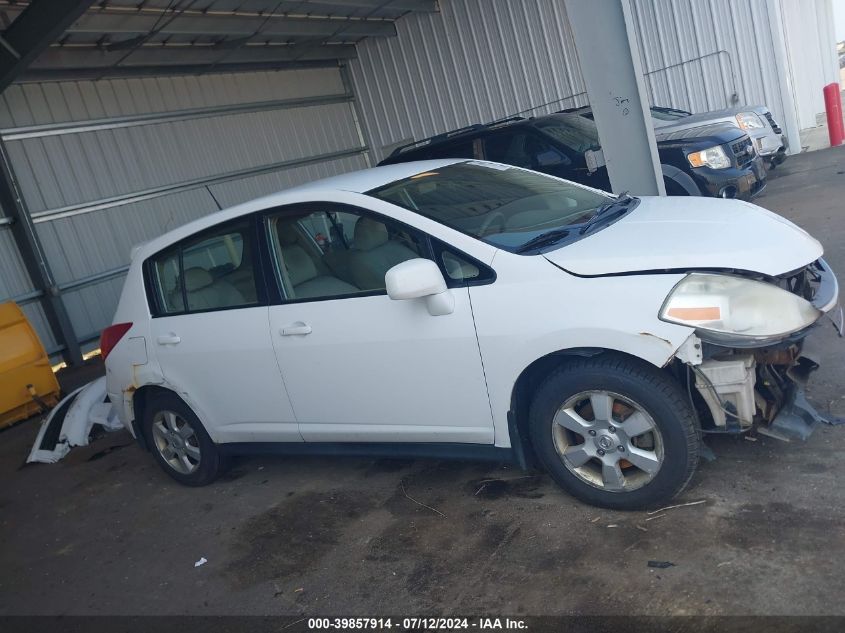 2007 Nissan Versa 1.8Sl VIN: 3N1BC13E27L411221 Lot: 39857914