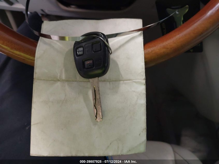 2004 Lexus Rx 330 VIN: 2T2GA31U34C017705 Lot: 39857925