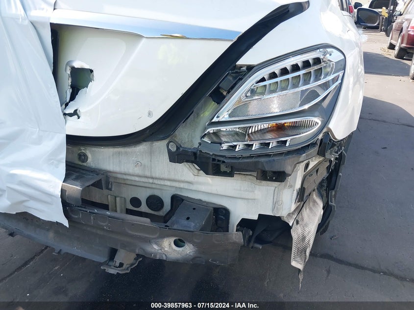 2015 Mercedes-Benz C 300 Luxury/Sport VIN: 55SWF4JBXFU075457 Lot: 39857963