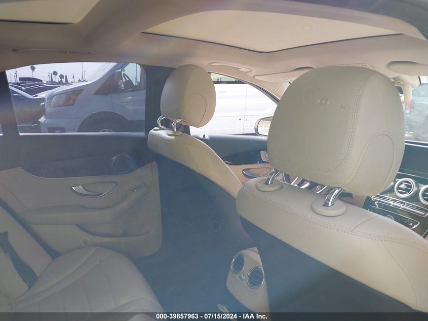 2015 Mercedes-Benz C 300 Luxury/Sport VIN: 55SWF4JBXFU075457 Lot: 39857963