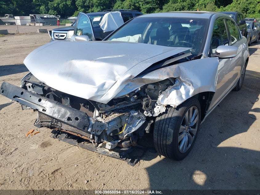 2011 Honda Accord Exl VIN: 1HGCP2F83BA061617 Lot: 39858094