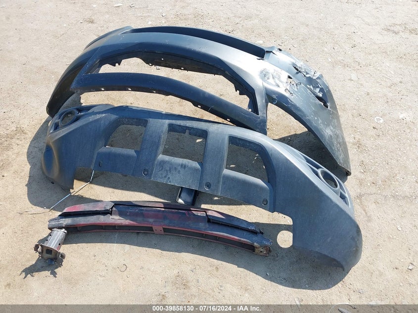 2010 Honda Accord Lx VIN: 1HGCS1B32AA015360 Lot: 39858130