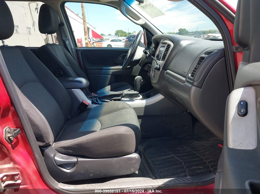 2005 Mazda Tribute S VIN: 4F2CZ941X5KM36134 Lot: 39858151