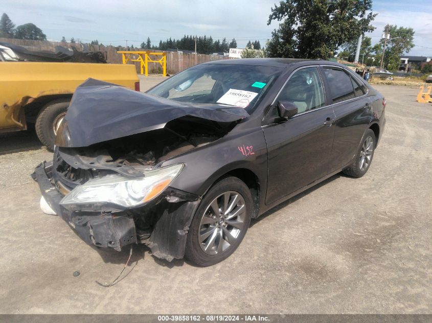 4T4BF1FK4FR451876 2015 TOYOTA CAMRY - Image 2