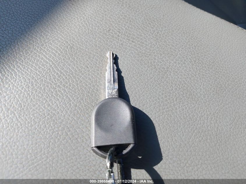 2011 Ford F150 VIN: 1FTMF1EM6BFC30420 Lot: 39858400