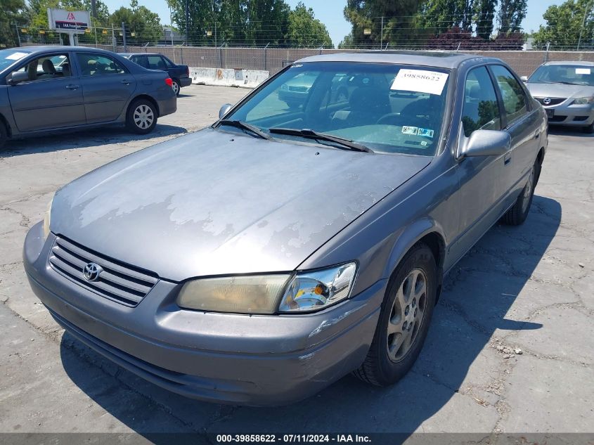 1999 Toyota Camry Le V6 VIN: JT2BF22K3X0147742 Lot: 39858622