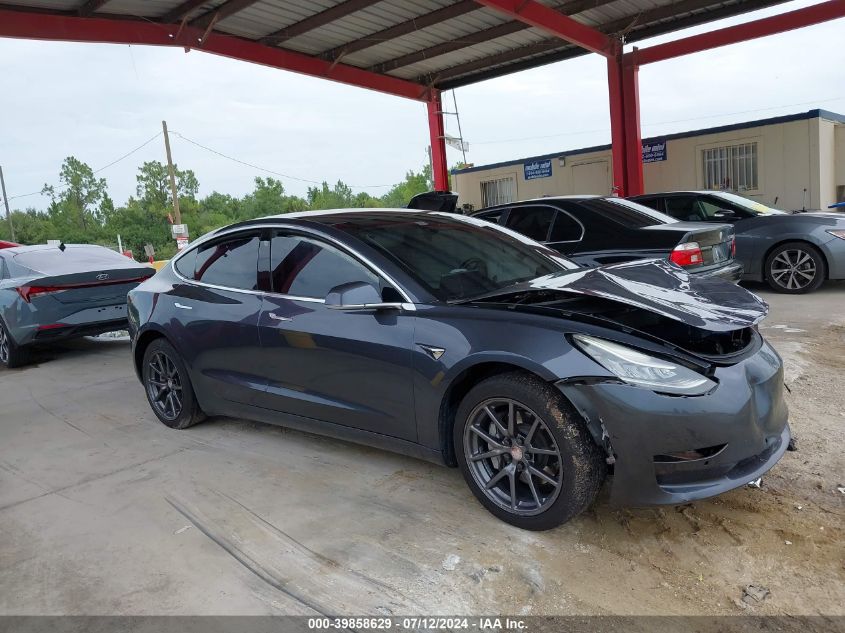 2018 Tesla Model 3 Long Range/Mid Range VIN: 5YJ3E1EA0JF153583 Lot: 39858629