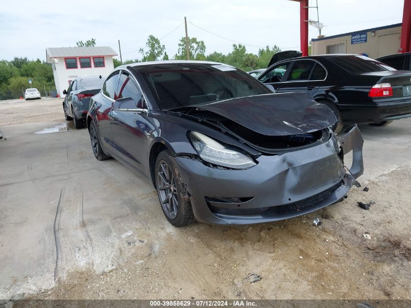 5YJ3E1EA0JF153583 2018 TESLA MODEL 3 - Image 1