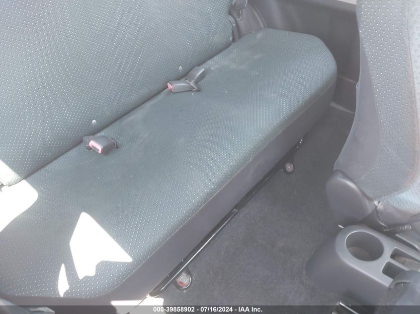 2007 Toyota Yaris VIN: JTDJT923275065758 Lot: 39858902