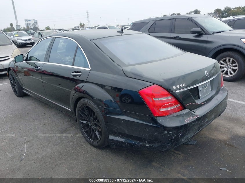 2011 Mercedes-Benz S 550 VIN: WDDNG7BB7BA385844 Lot: 39858930