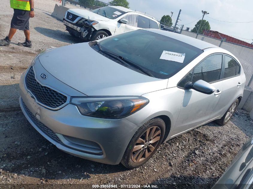 VIN KNAFX4A63F5272857 2015 KIA Forte, LX no.2