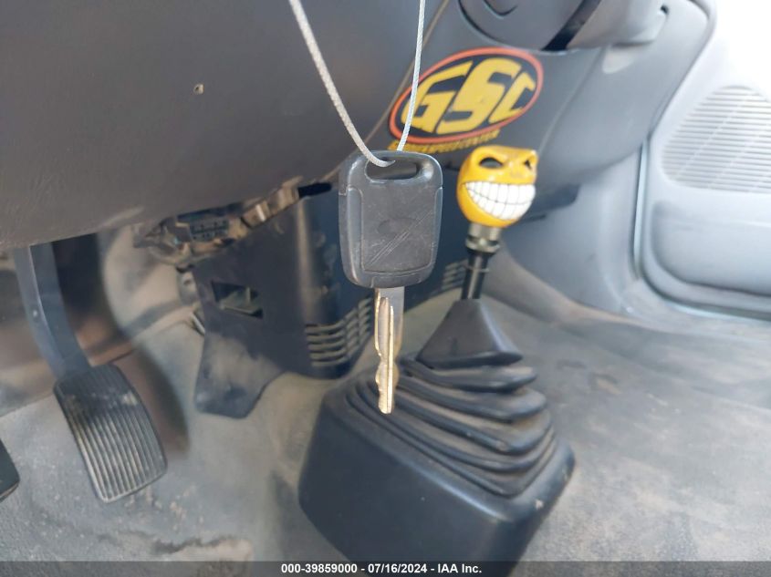 2002 Ford F-150 Lariat/Xl/Xlt VIN: 1FTRX18WX2NA71262 Lot: 39859000