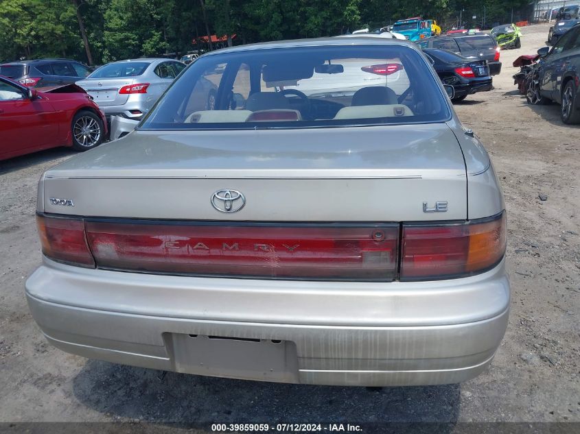 1993 Toyota Camry Le VIN: 4T1SK12E0PU169788 Lot: 39859059