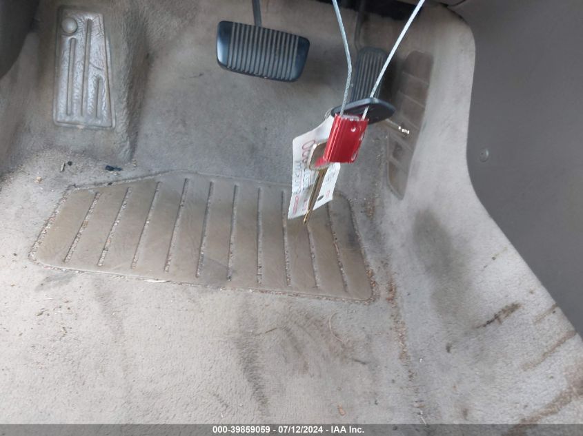 1993 Toyota Camry Le VIN: 4T1SK12E0PU169788 Lot: 39859059