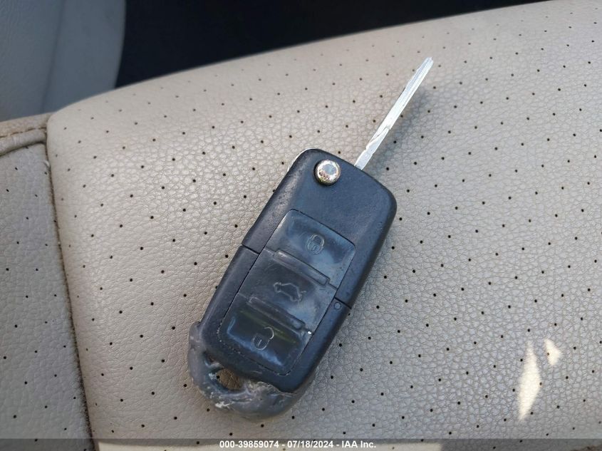 2007 Volkswagen Eos 2.0T VIN: WVWBA71F67B050884 Lot: 39859074