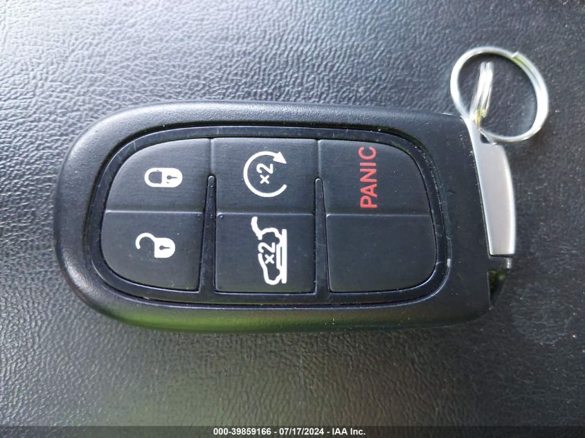 2019 Jeep Cherokee Limited 4X4 VIN: 1C4PJMDX5KD304995 Lot: 39859166