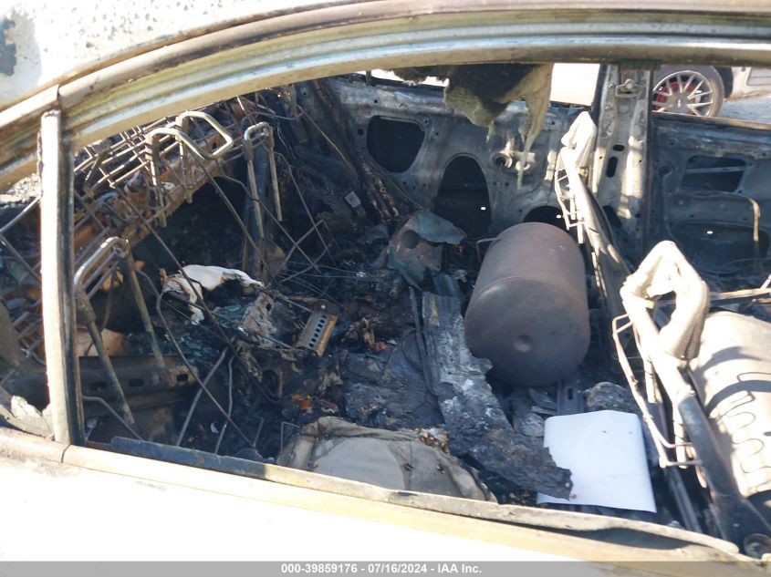 2002 Lexus Es 300 VIN: JTHBF30G020044409 Lot: 39859176