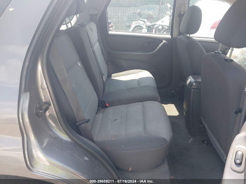 2005 Ford Escape Xls VIN: 1FMYU92Z15DA15531 Lot: 39859211