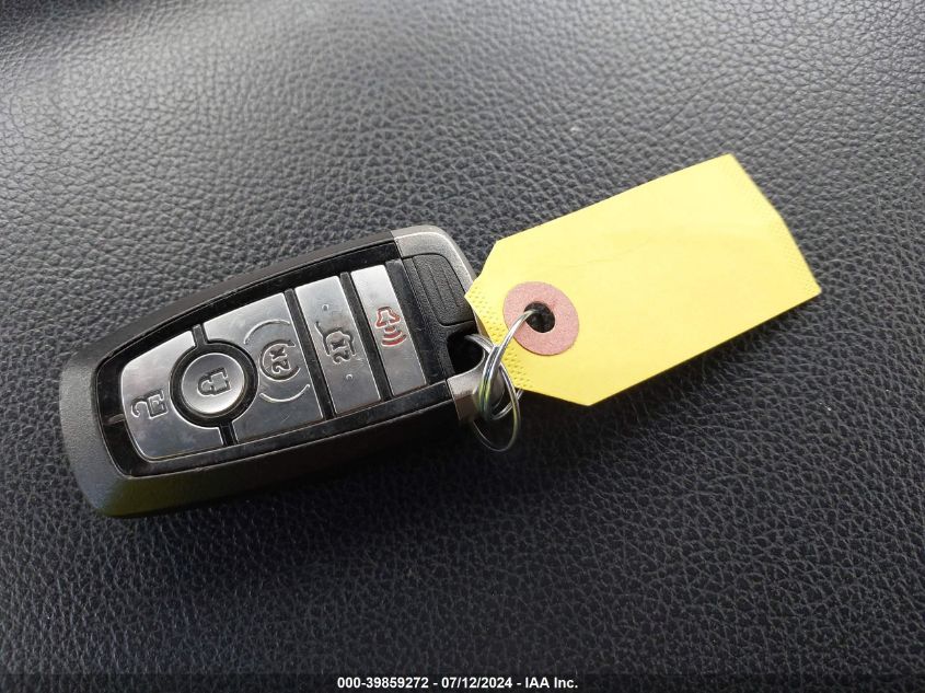 2019 Ford Expedition Xlt VIN: 1FMJU1HTXKEA6027 Lot: 39859272