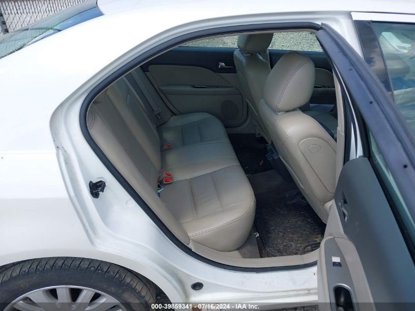 2010 Ford Fusion Hybrid VIN: 3FADP0L30AR270758 Lot: 39859341