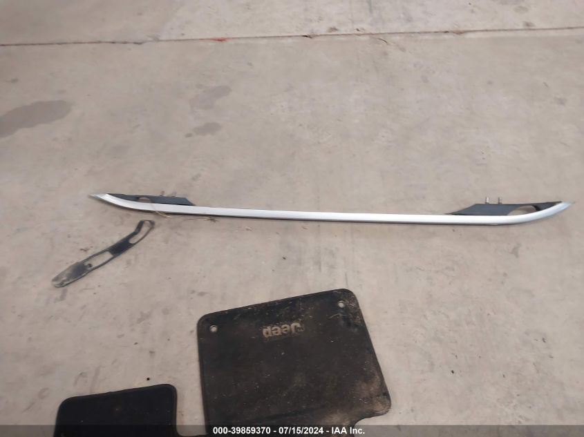 2015 Jeep Cherokee Latitude VIN: 1C4PJLCBXFW741756 Lot: 39859370