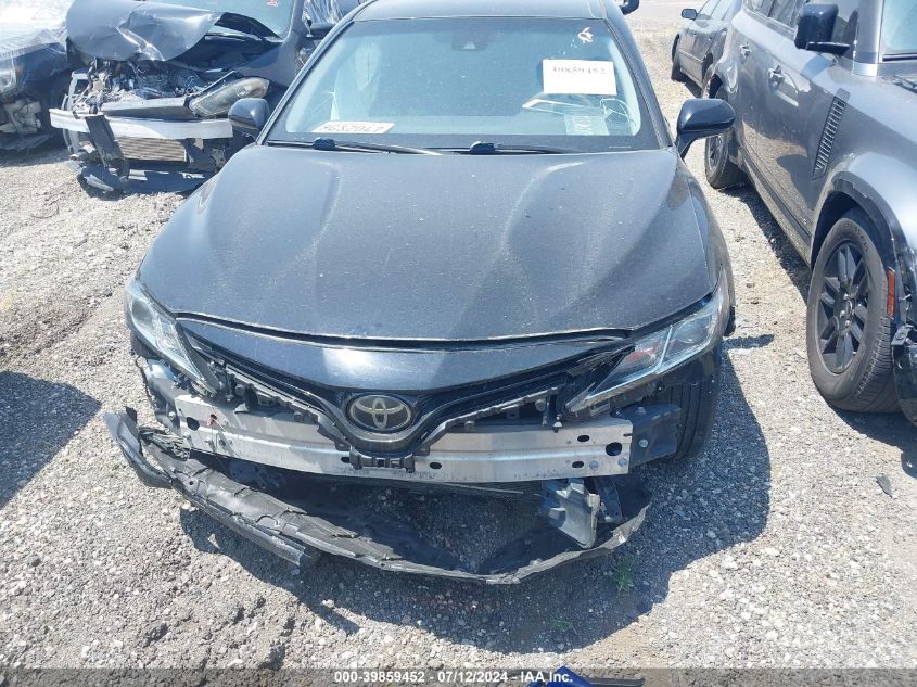 2018 Toyota Camry Le VIN: 4T1B11HKXJU093178 Lot: 39859452