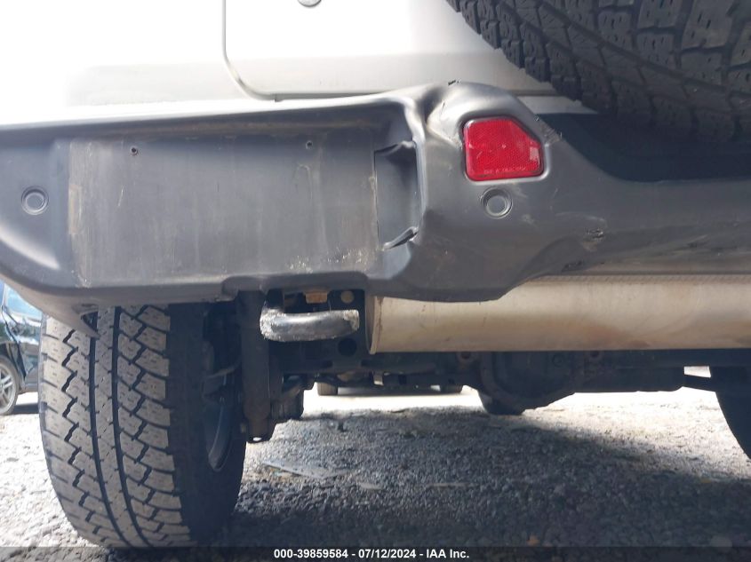 2019 Jeep Wrangler Unlimited Sahara 4X4 VIN: 1C4HJXEN1KW679726 Lot: 39859584