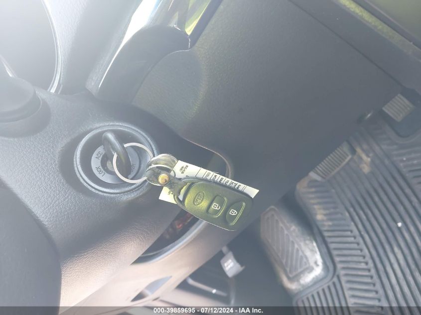 5XYKTCA64CG221880 2012 Kia Sorento Lx