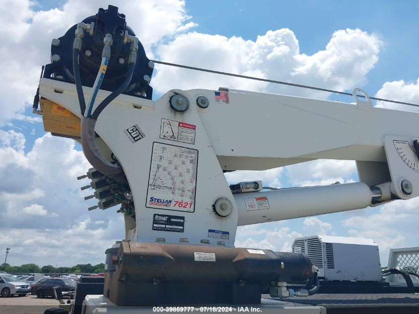 2017 Ram 5500 Chassis Tradesman/Slt/Laramie VIN: 3C7WRNFLXHG727722 Lot: 39859777