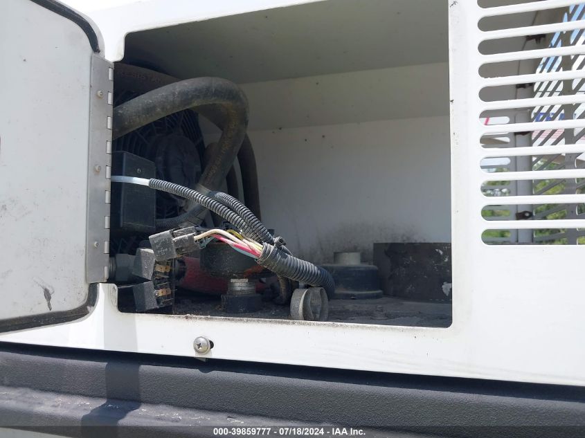 2017 Ram 5500 Chassis Tradesman/Slt/Laramie VIN: 3C7WRNFLXHG727722 Lot: 39859777