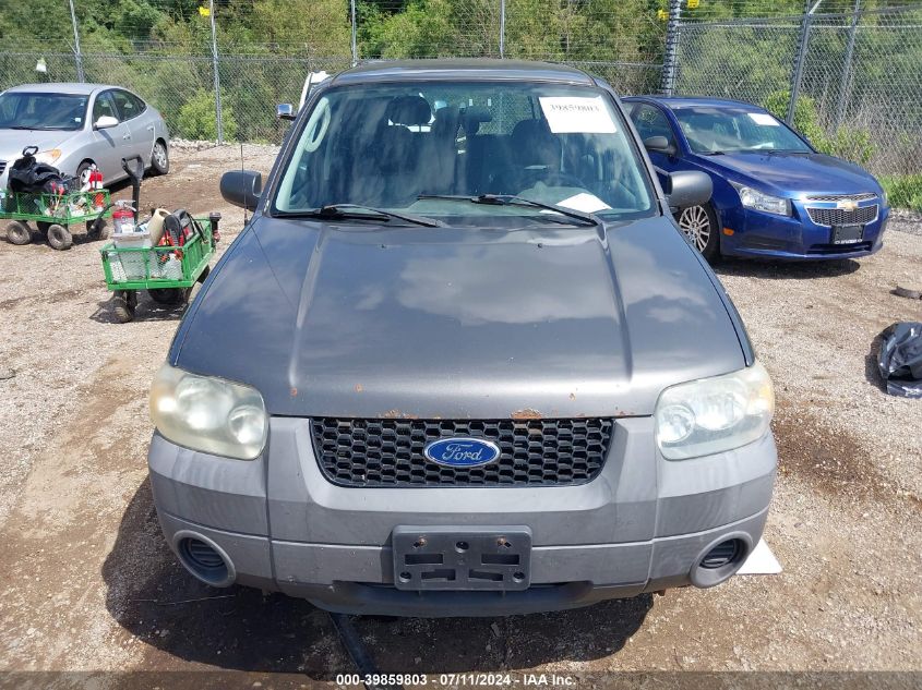 2005 Ford Escape Xls VIN: 1FMYU02Z75DA22155 Lot: 39859803