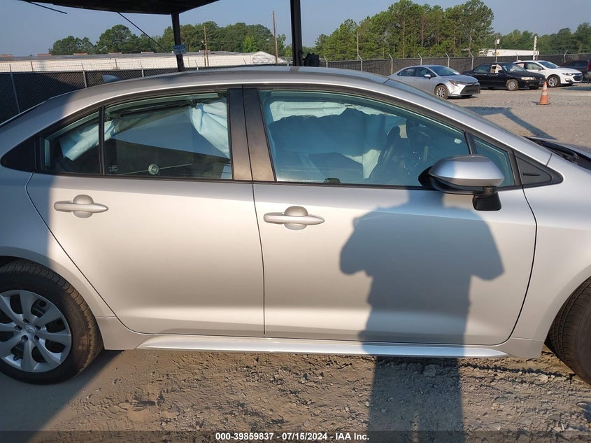 2022 TOYOTA COROLLA LE - 5YFEPMAE6NP375360